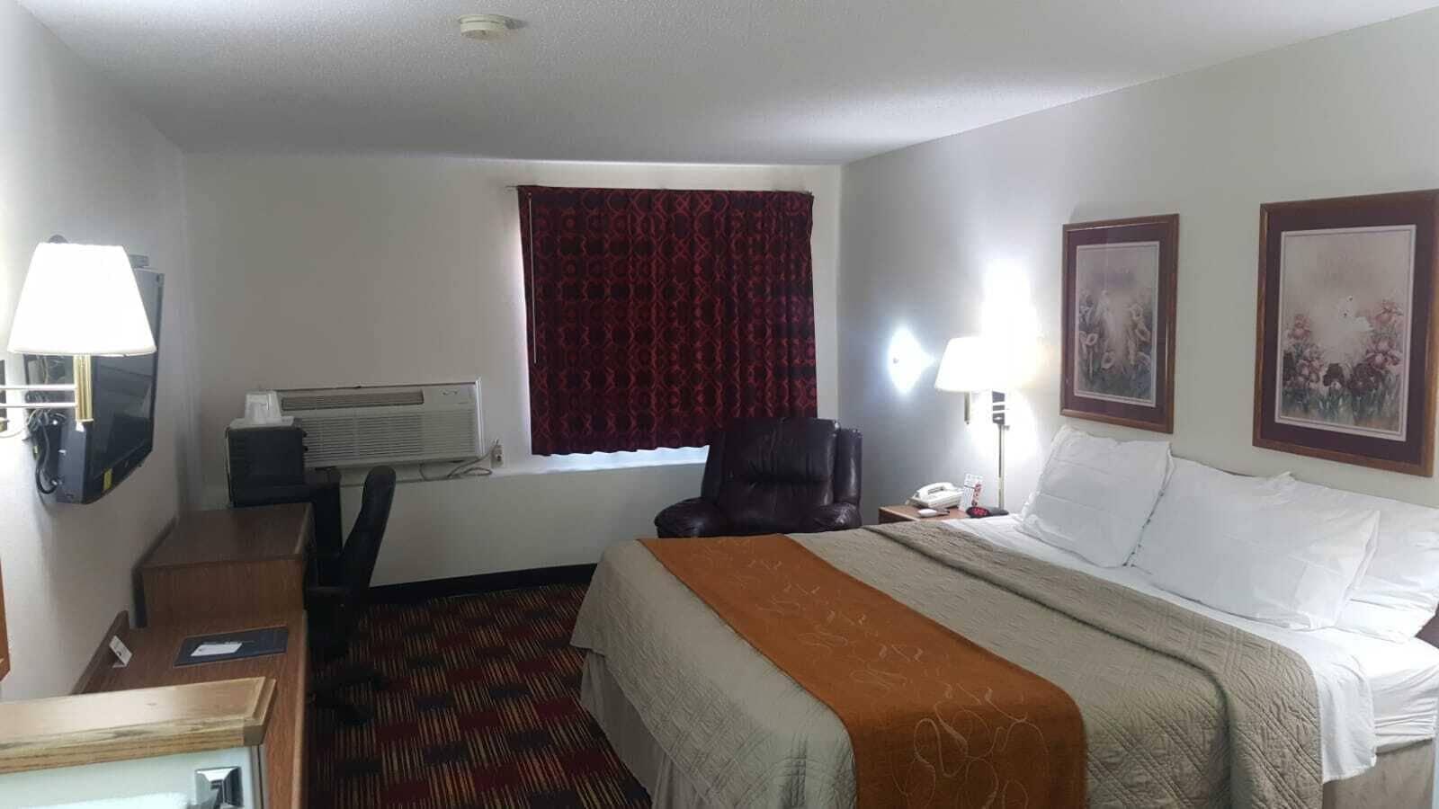 Americas Best Value Inn & Suites Harrisonville Exterior photo