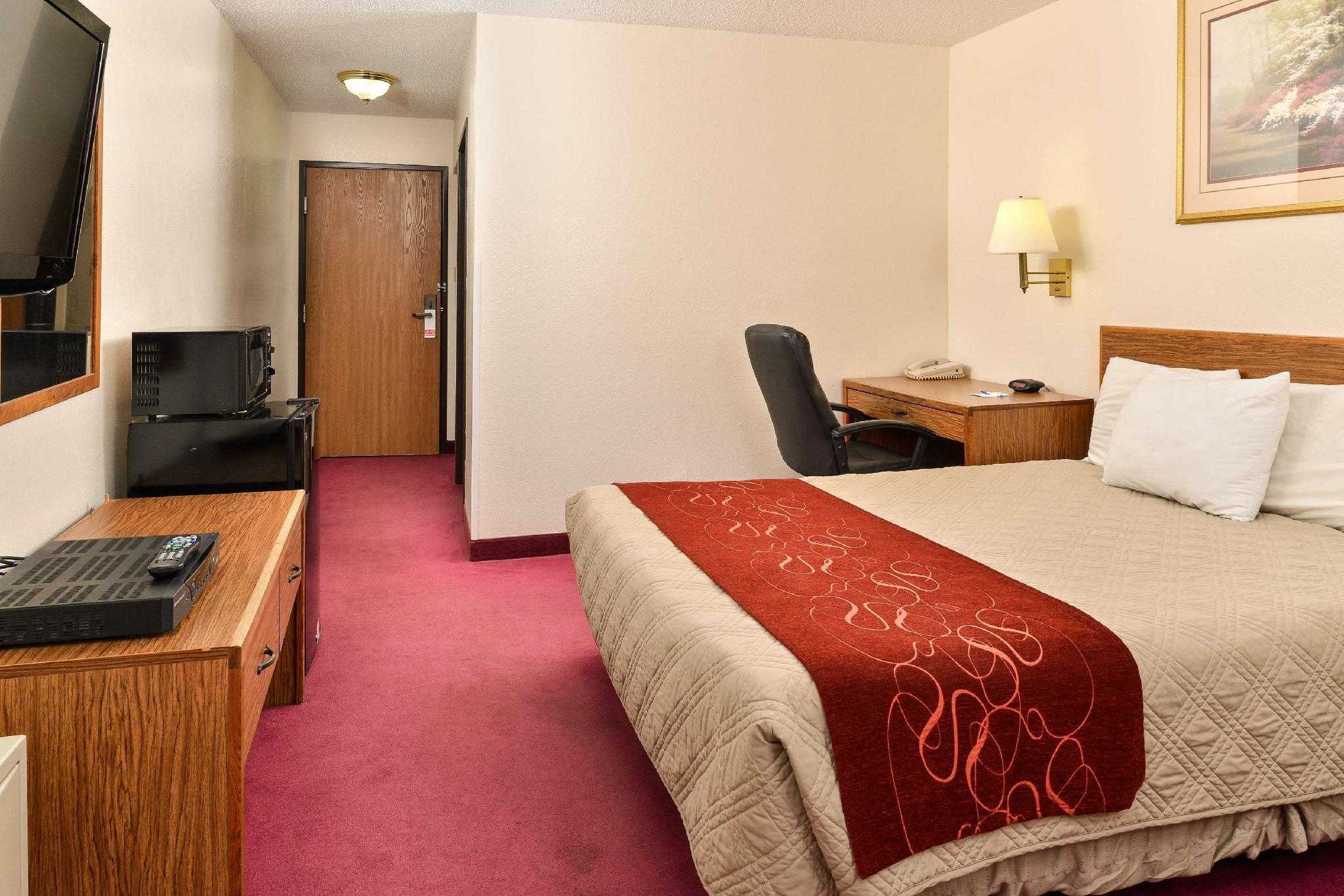 Americas Best Value Inn & Suites Harrisonville Exterior photo