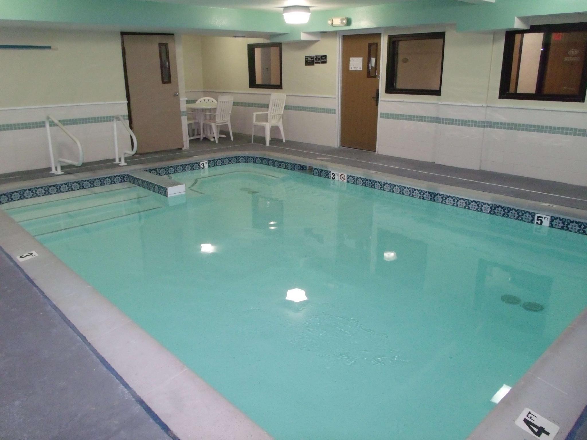 Americas Best Value Inn & Suites Harrisonville Exterior photo
