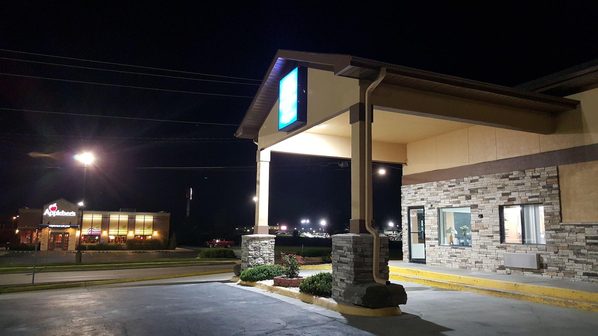 Americas Best Value Inn & Suites Harrisonville Exterior photo